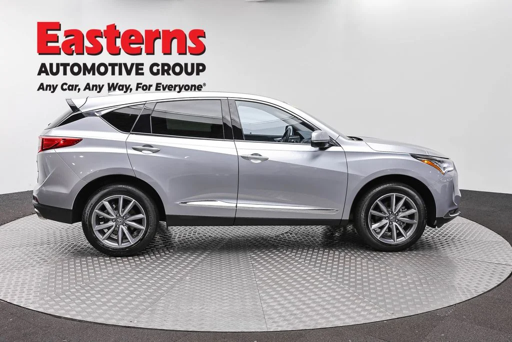 Used 2023 Silver Acura Technology Package image 4