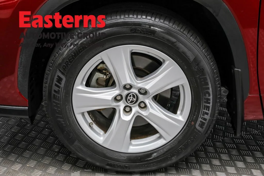 Used 2022 Red Toyota LE image 31