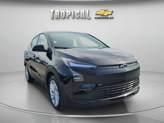 New 2027 Mosaic Black Metallic Chevrolet LT image 4