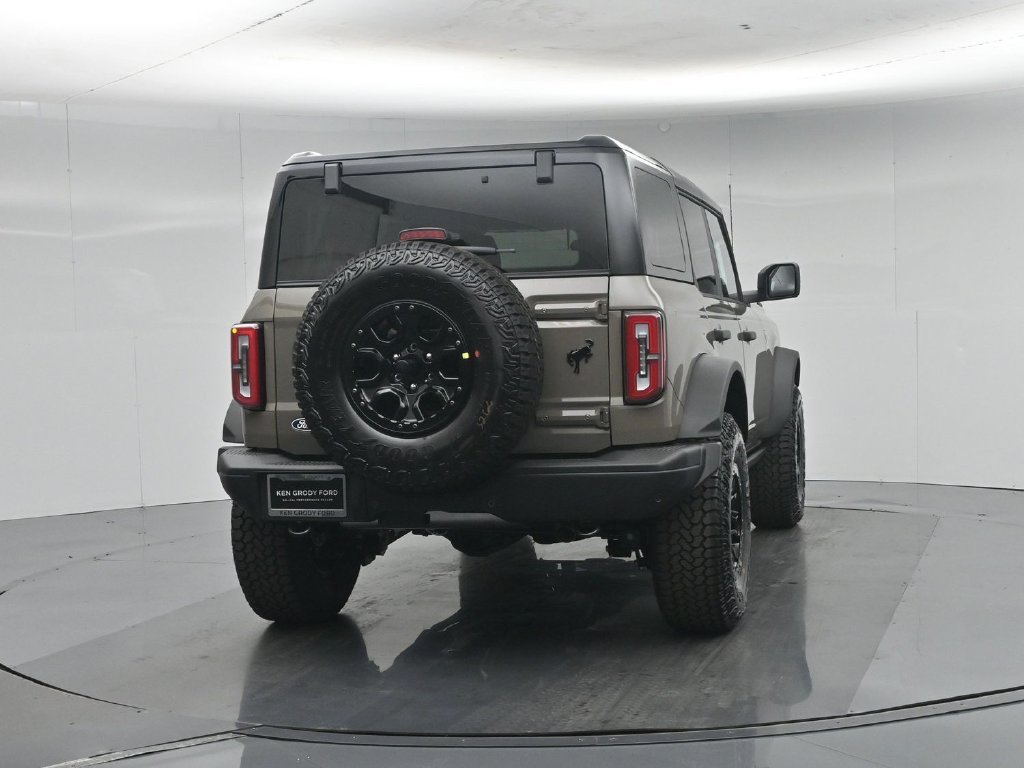 New 2026 Marsh Gray Ford Badlands image 55