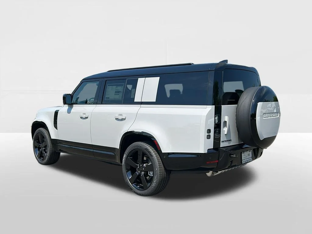 New 2026 Borasco Grey LAND ROVER X-Dynamic SE image 6