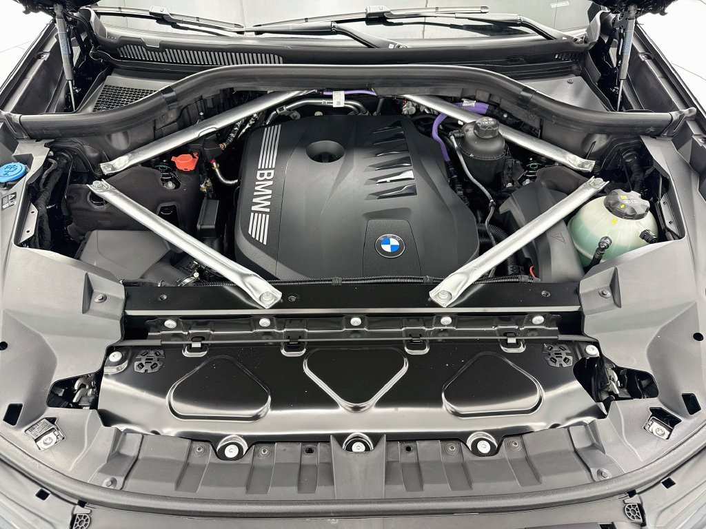 New 2027 Carbon Black Metallic BMW xDrive40i image 28