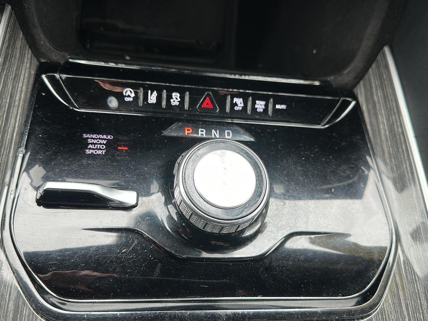 Used 2022 Velvet Red Pearlcoat Jeep Series II image 27