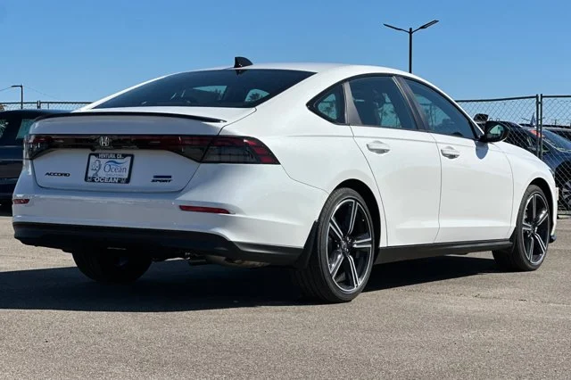 New 2026 Platinum White Pearl Honda Sport image 4