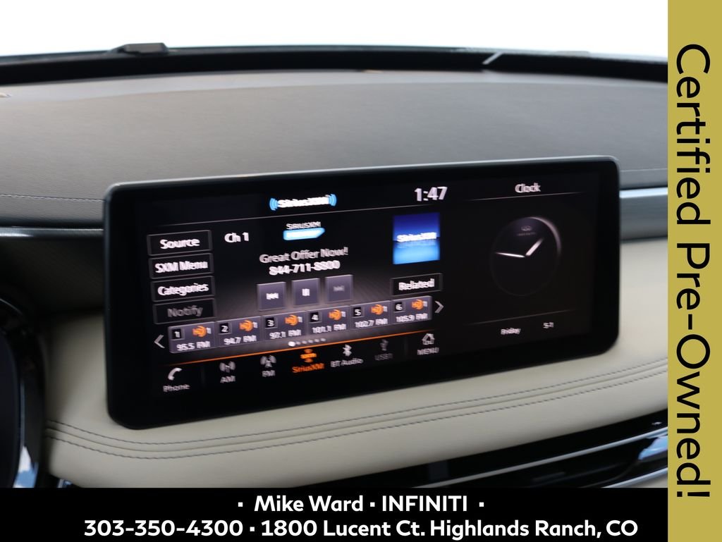 Used 2023 White INFINITI LUXE image 7