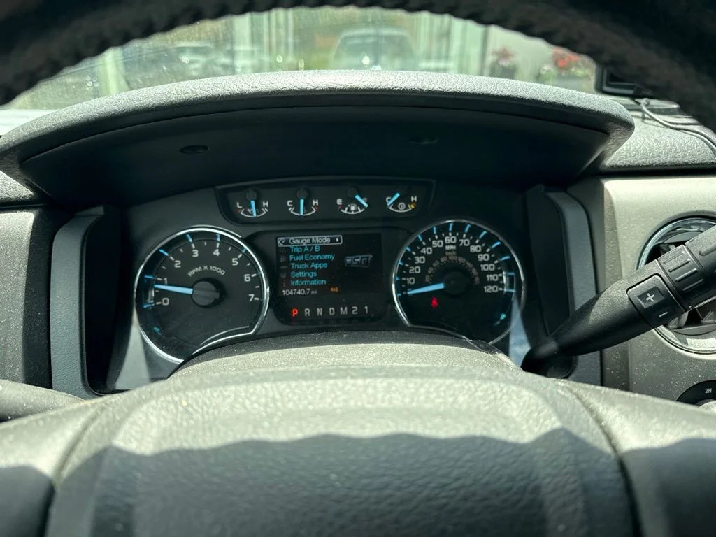 Used 2011 Silver Ford XLT image 7