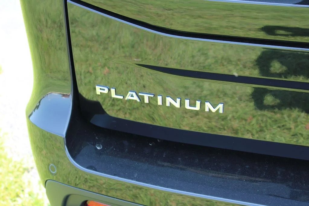 New 2027 Agate Black Metallic Ford MAX Platinum image 10