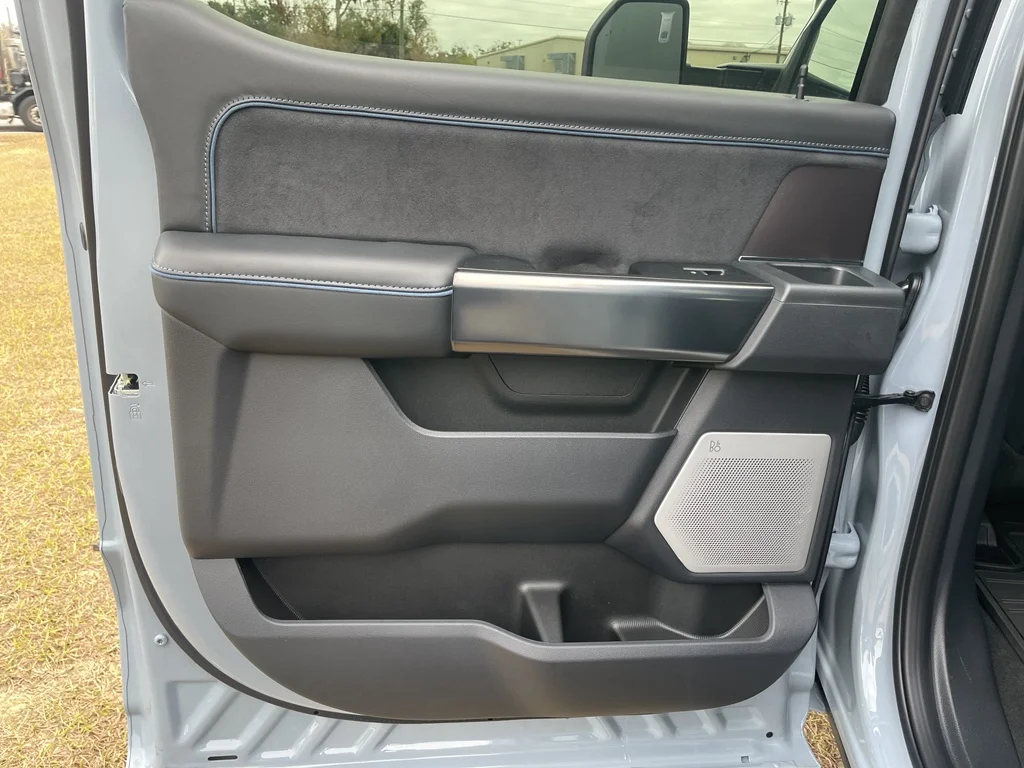 New 2026 Glacier Gray Metallic Tri-Coat Ford F-350® Platinum® image 16