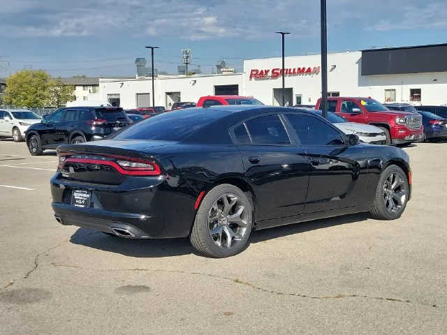 Used 2021 Black Dodge SXT image 6