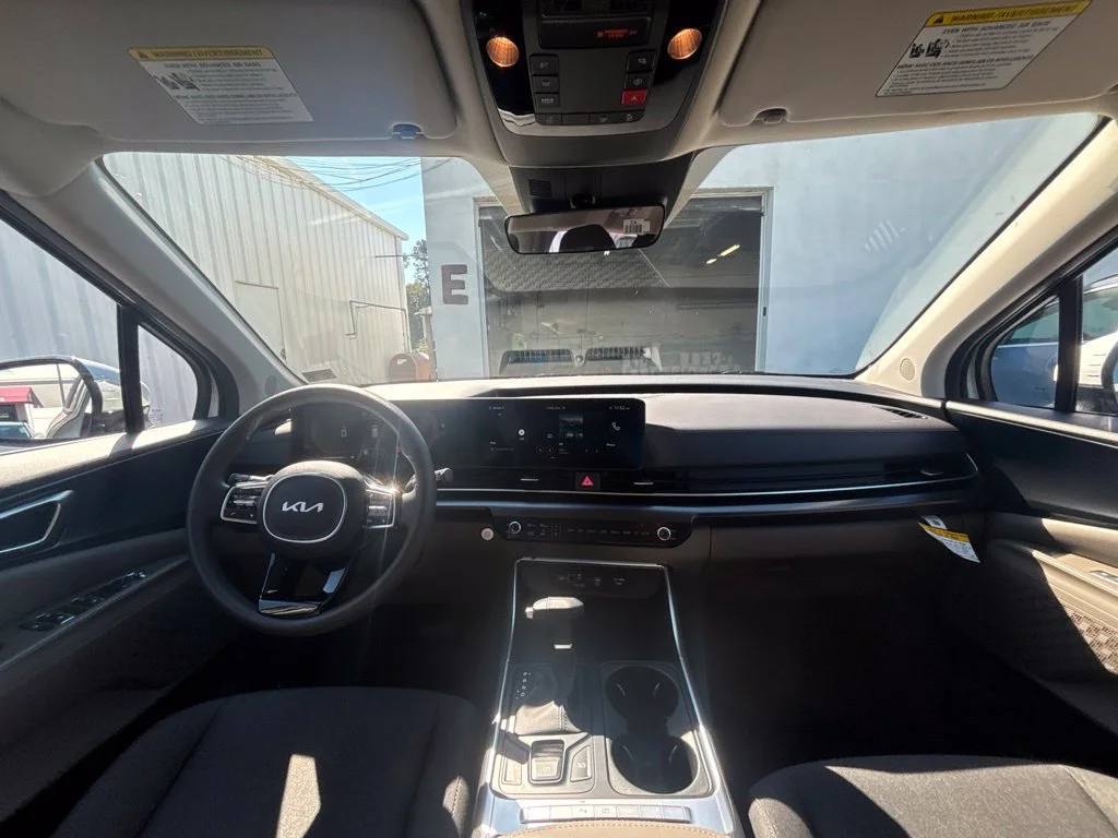 Used 2026 White Kia LX image 17