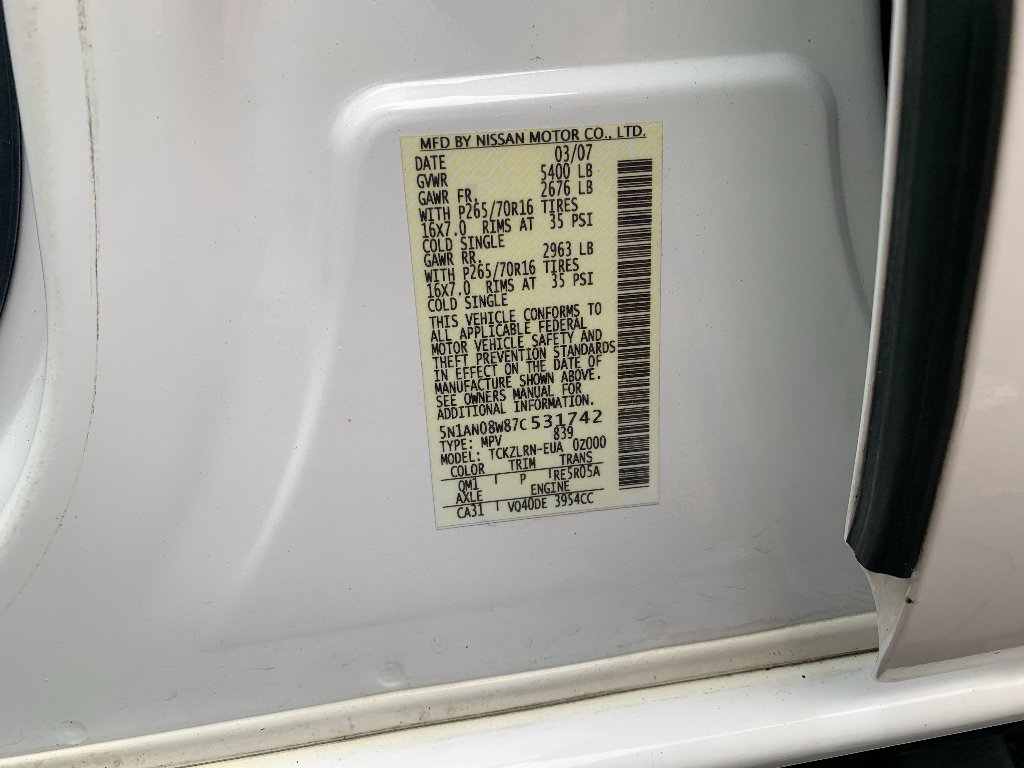 Used 2007 Avalanche Nissan S image 36
