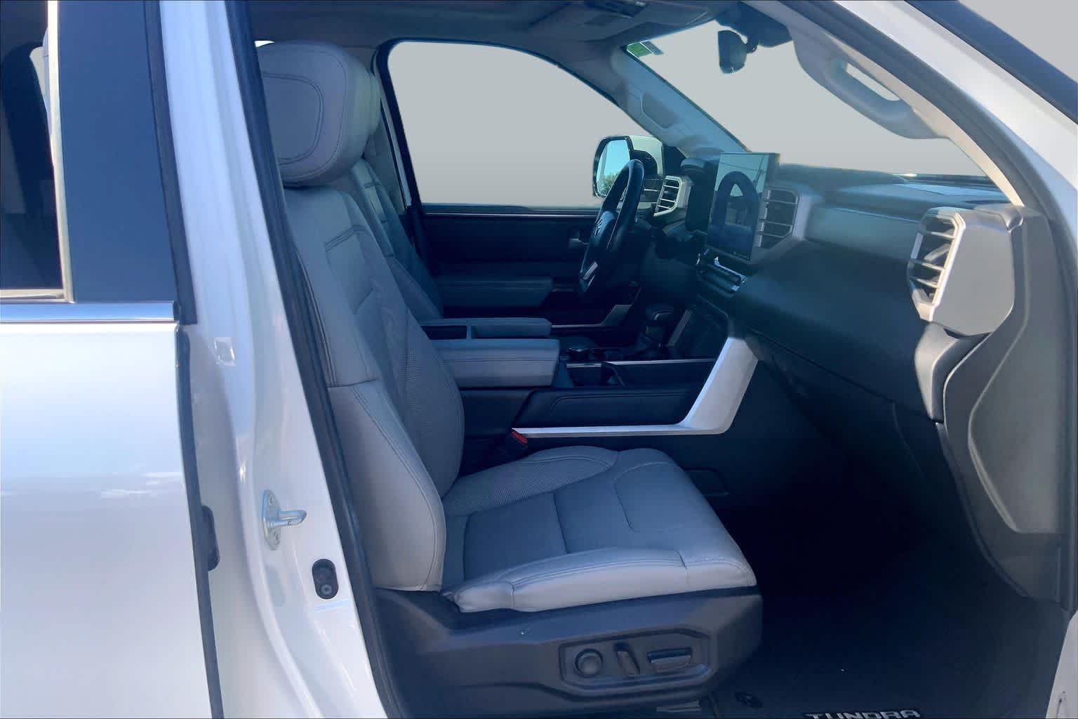 Used 2022 Wind Chill Pearl Toyota Limited Hybrid image 9