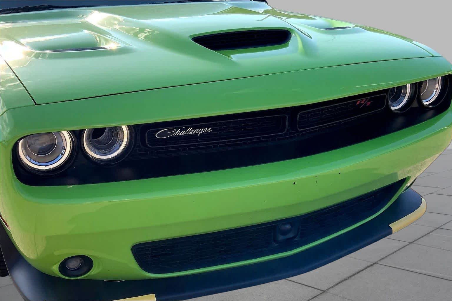Used 2023 Sublime Metallic Clearcoat Dodge R/T Scat Pack image 29