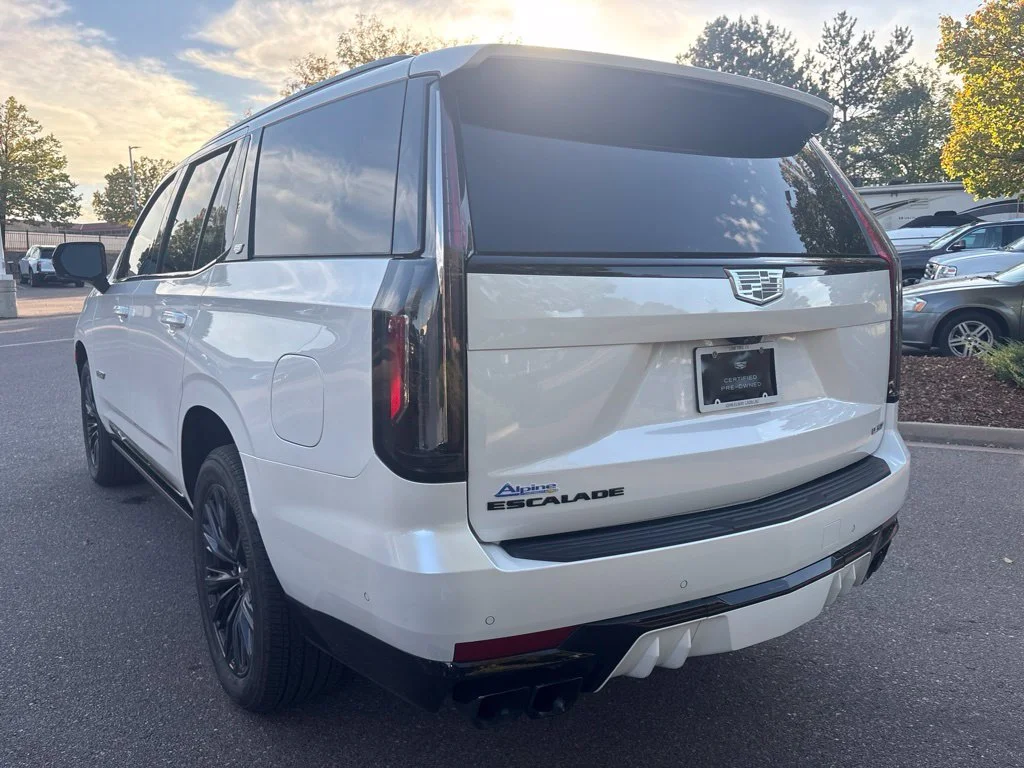 Used 2024 White Cadillac V-Series image 3