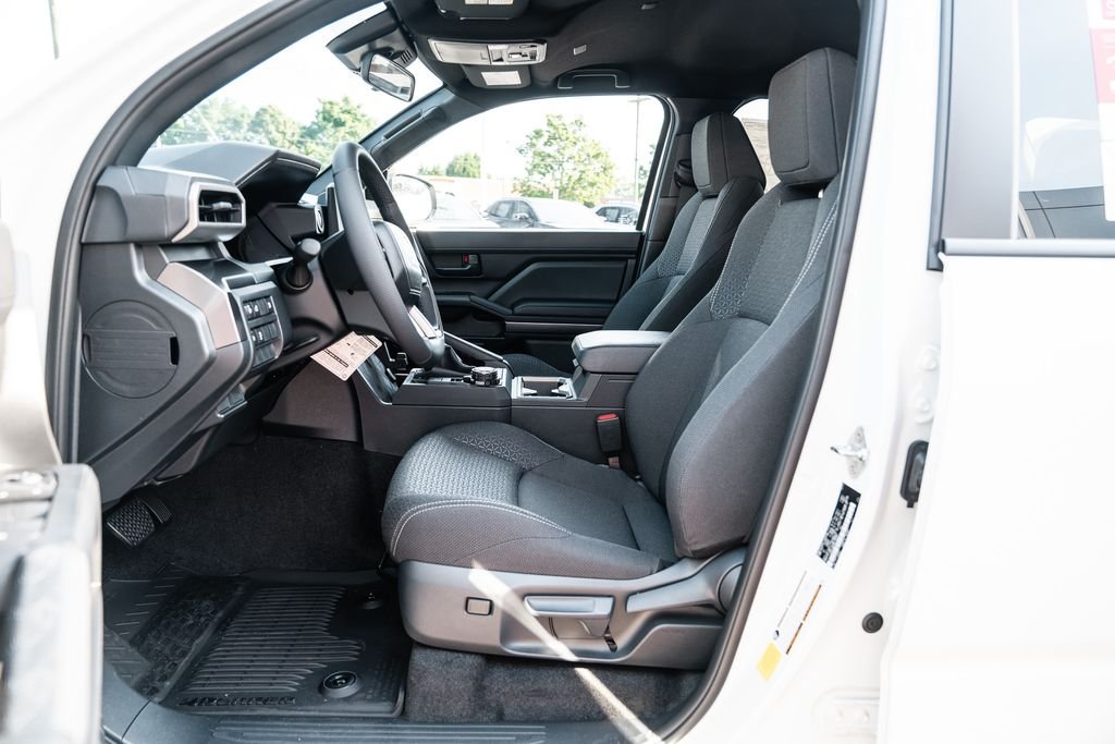 New 2026 Ice Cap Toyota SR5 image 24