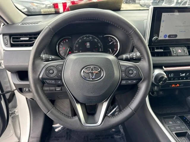 Used 2025 Beige Toyota XLE Premium image 24