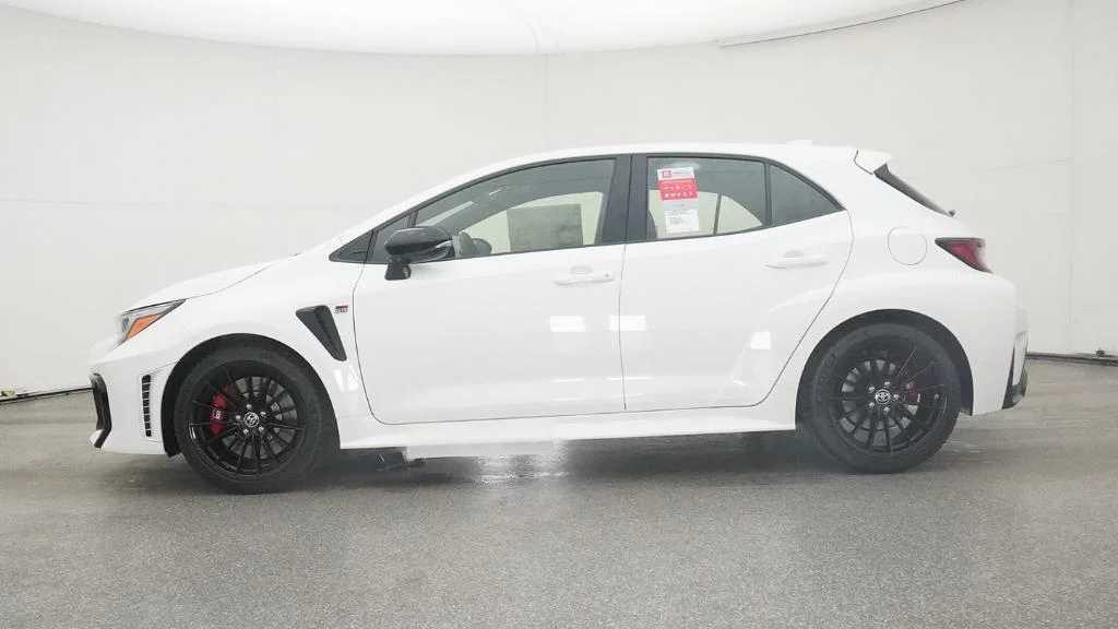 2025 Toyota GR Corolla Premium - Photo 14