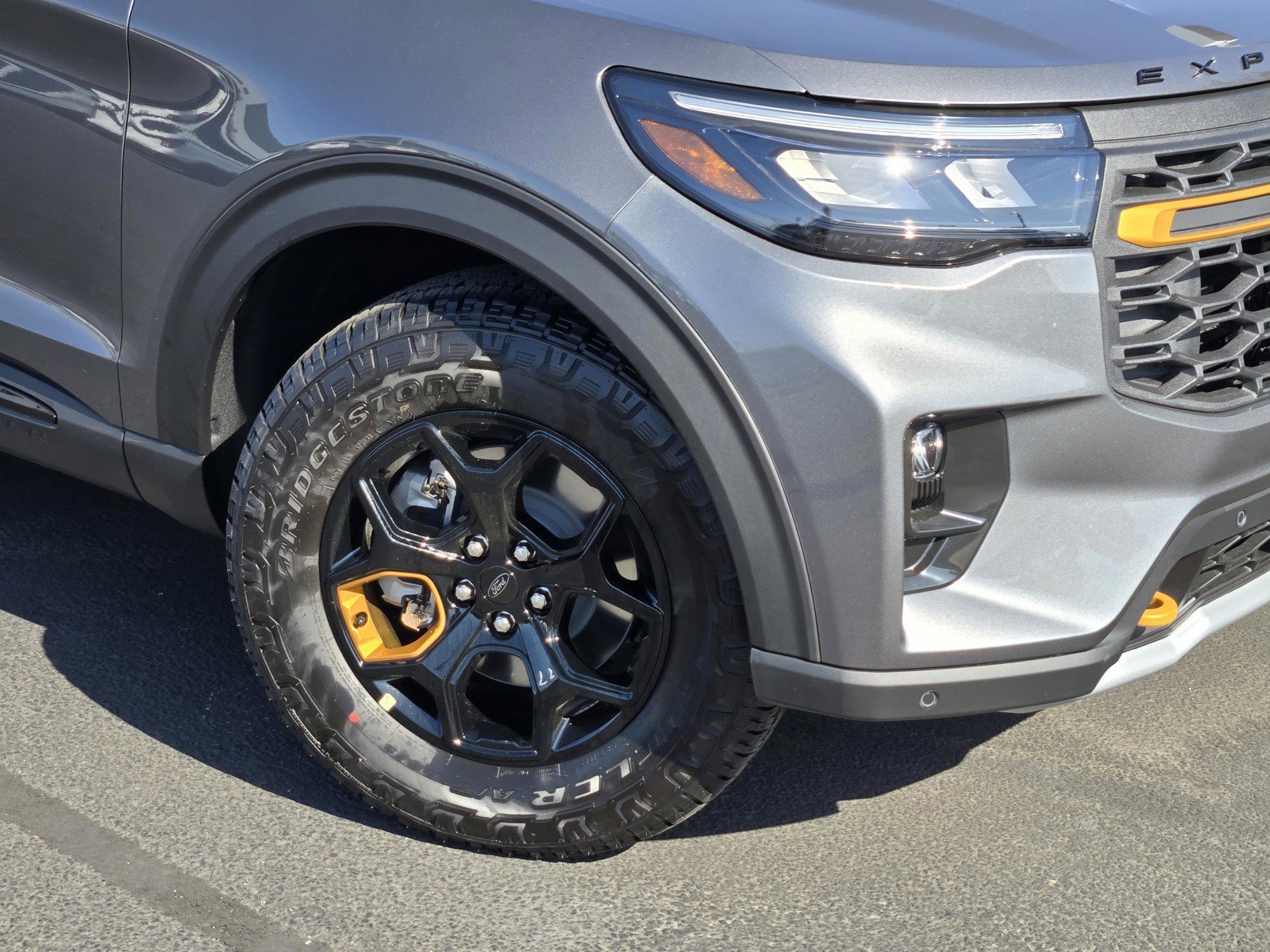 New 2026 Carbonized Gray Metallic Ford Tremor® image 6