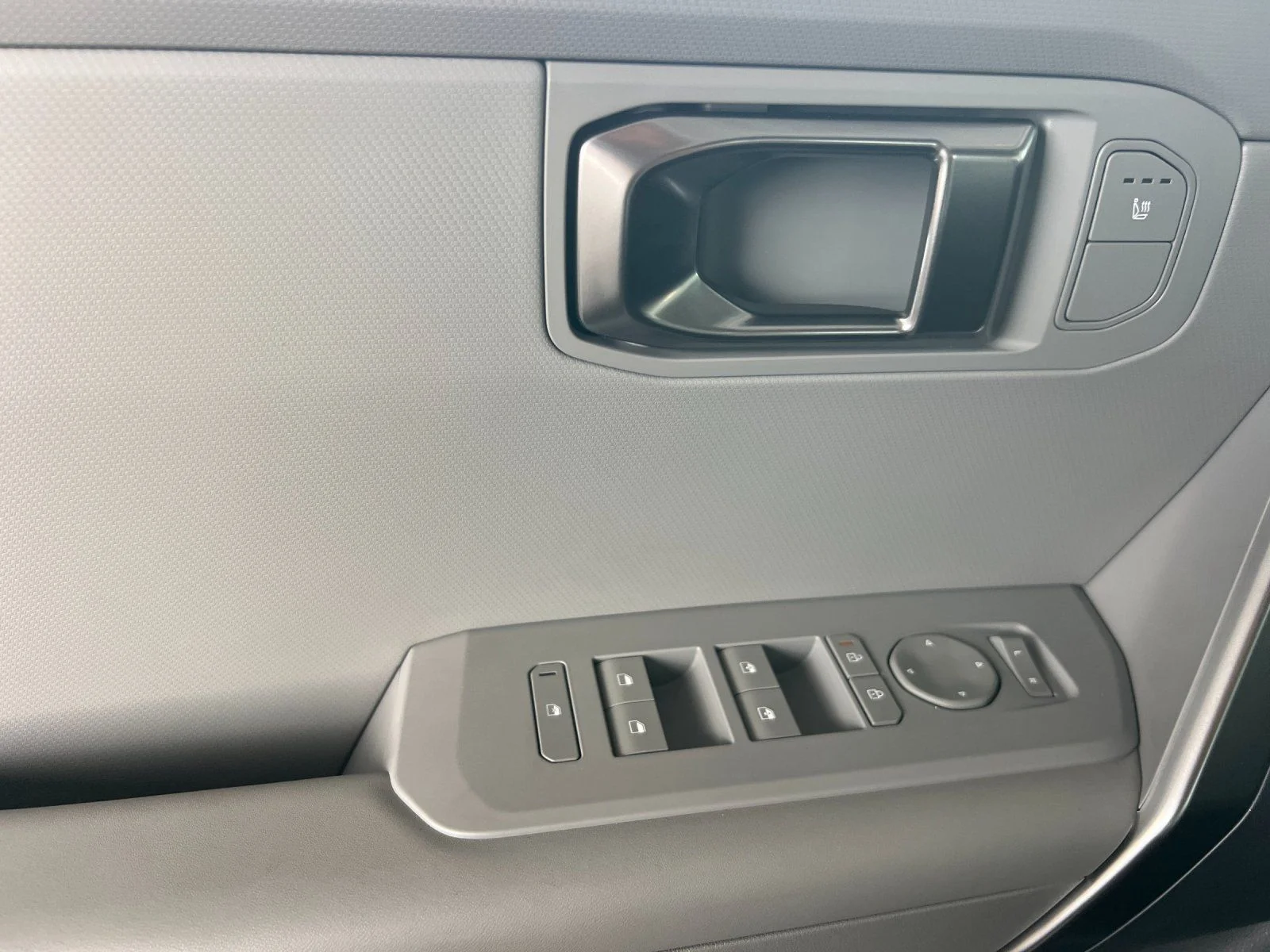 New 2027 Gray Kia EX image 10