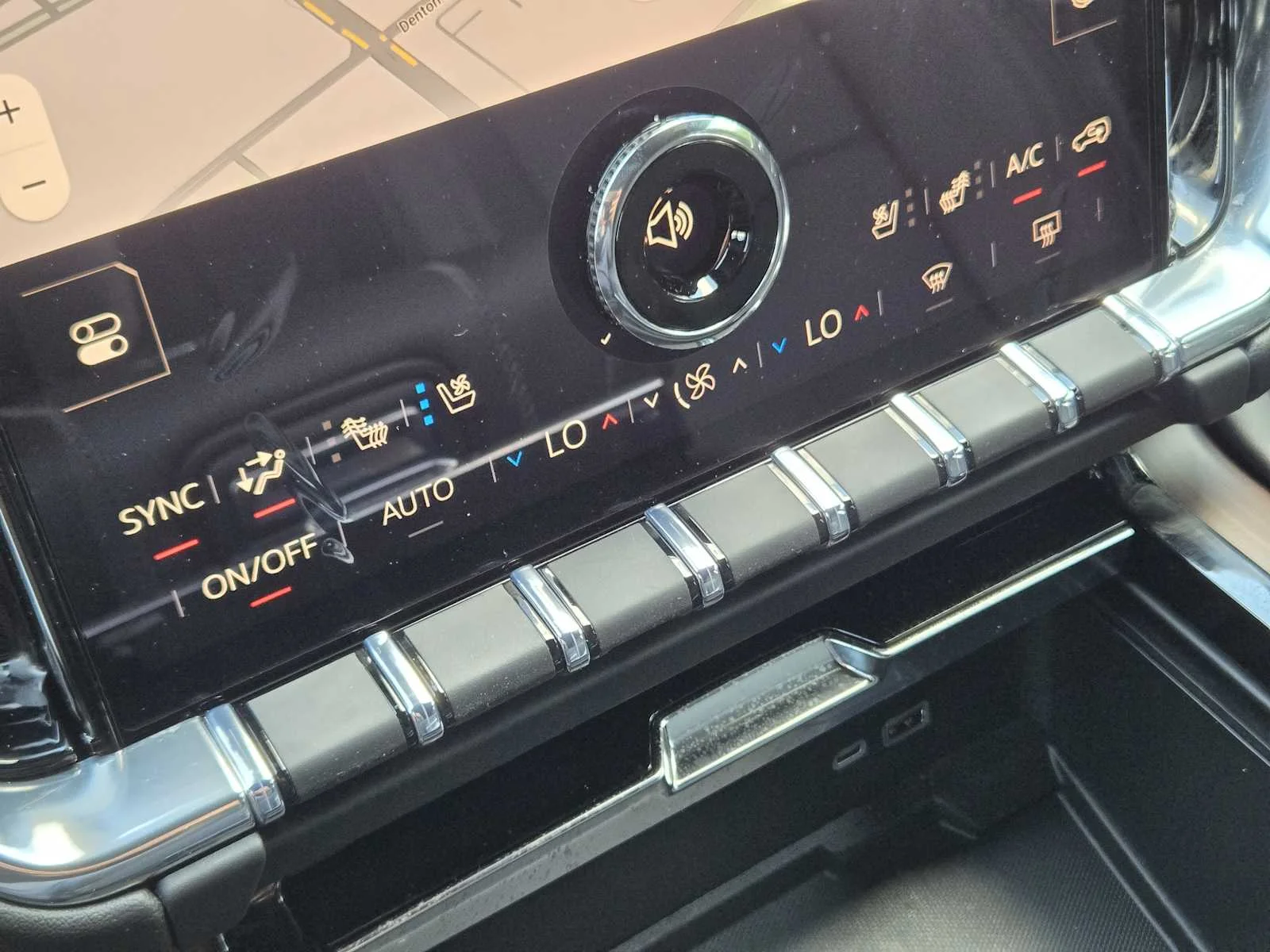 2026 GMC Yukon XL Denali - Photo 13