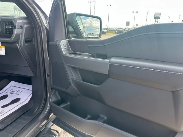 New 2026 Carbonized Gray Metallic Ford XLT image 11