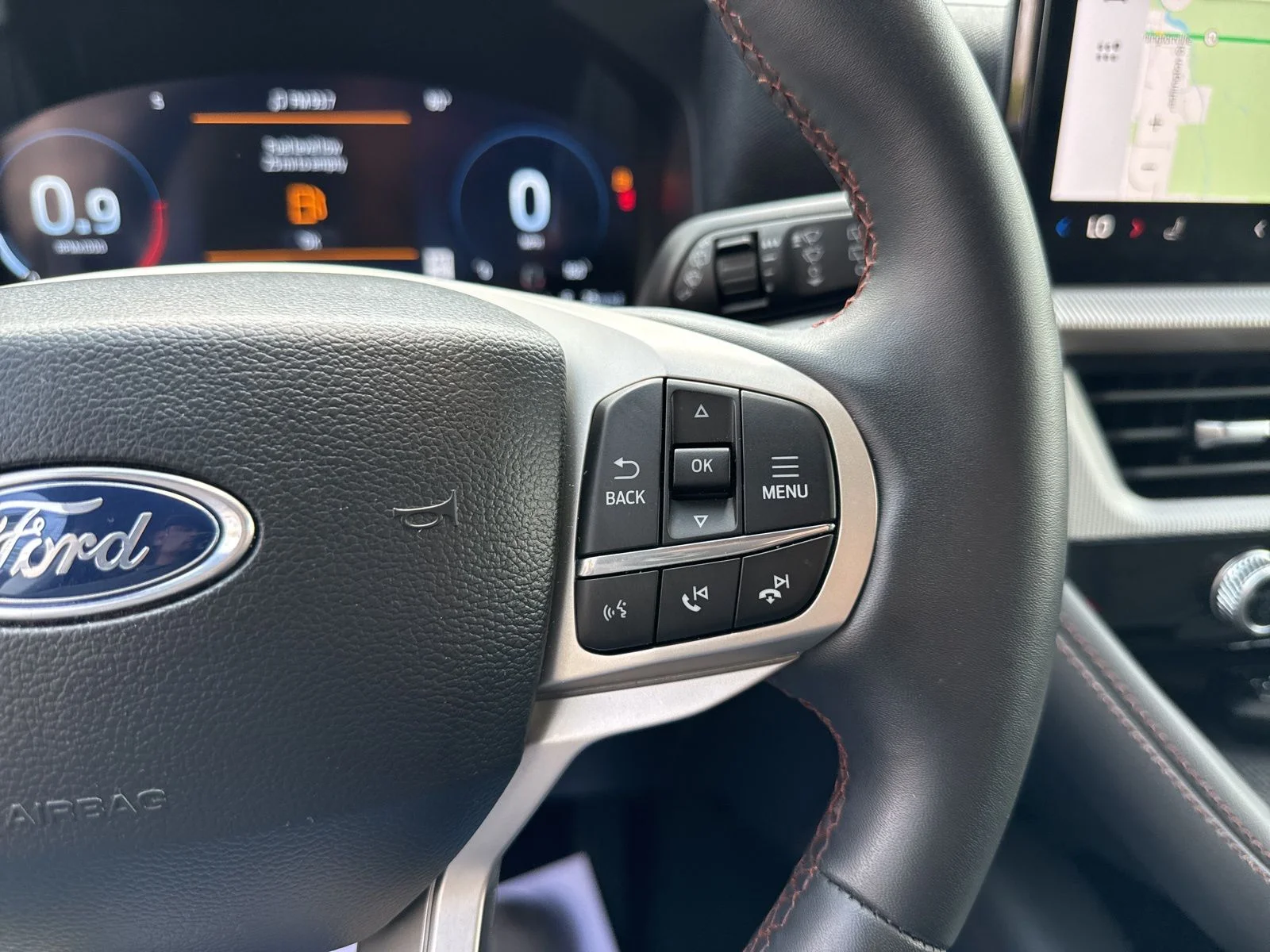 Certified Used 2025 Carbonized Gray Metallic Ford Active image 29
