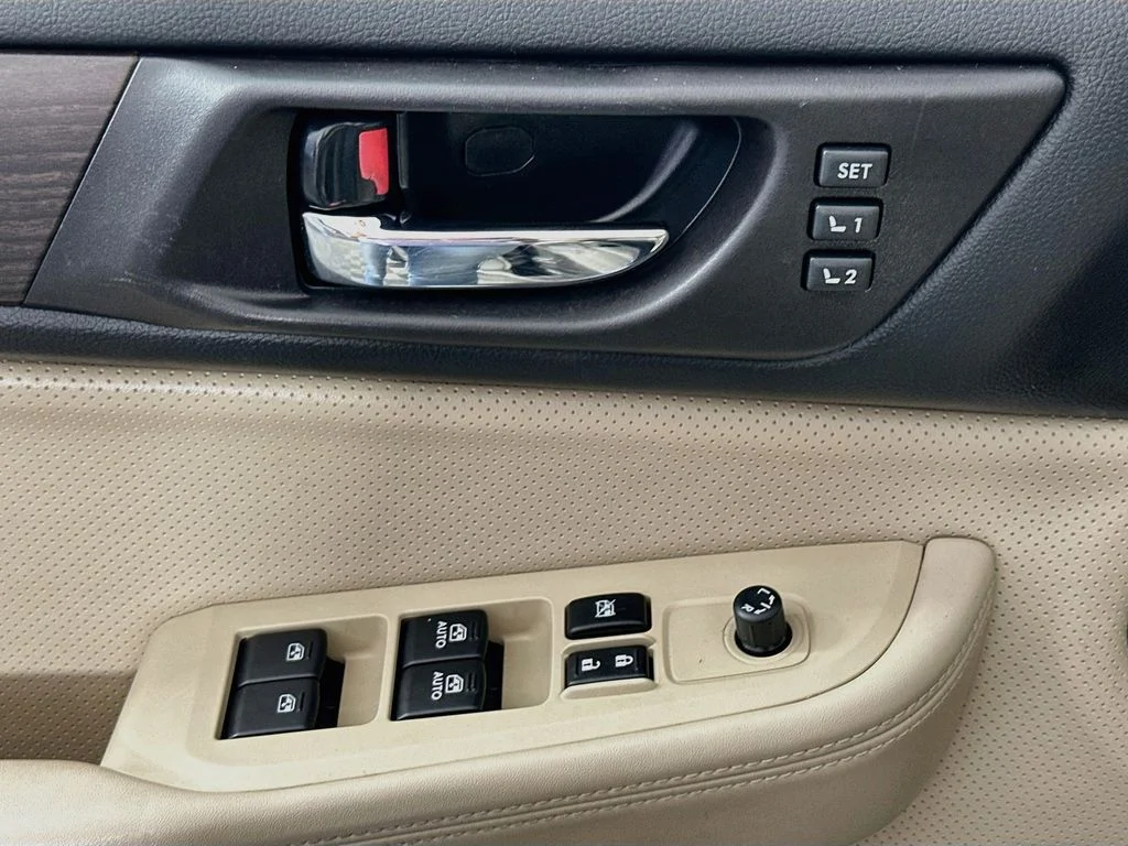 Used 2016 Tungsten Metallic Subaru 2.5i image 19