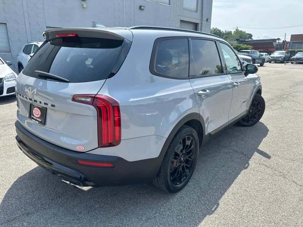 Used 2022 Gray Kia SX image 6