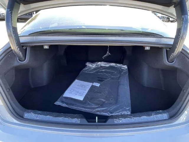 New 2027 Gray Kia GT-Line image 9