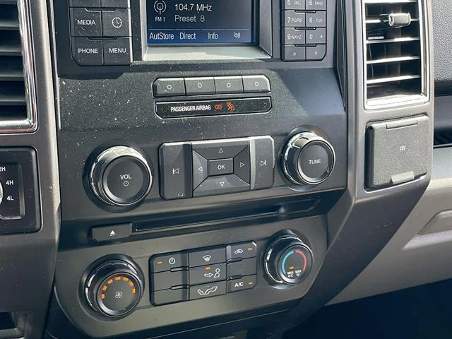 Used 2016 Magnetic Metallic Ford XL image 15