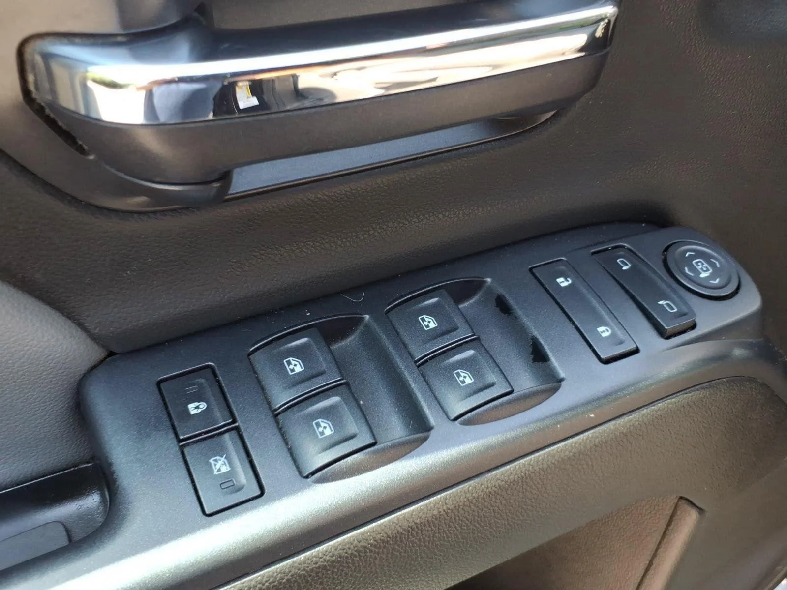 Used 2015 Black Chevrolet LS image 18