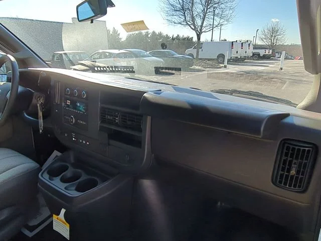 2024 Chevrolet Express Cargo Work Van - Photo 28
