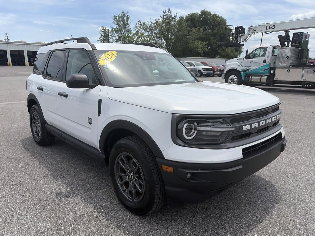 Used 2024 White Ford Big Bend image 9