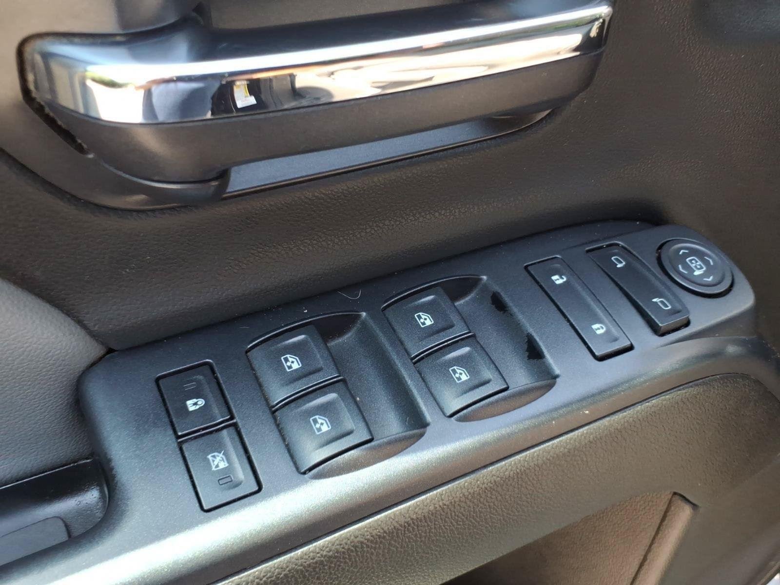 Used 2015 Black Chevrolet LS image 18