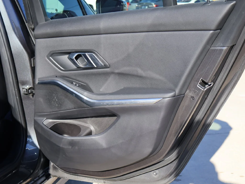 Used 2019 Mineral Grey Metallic BMW 330i xDrive image 44