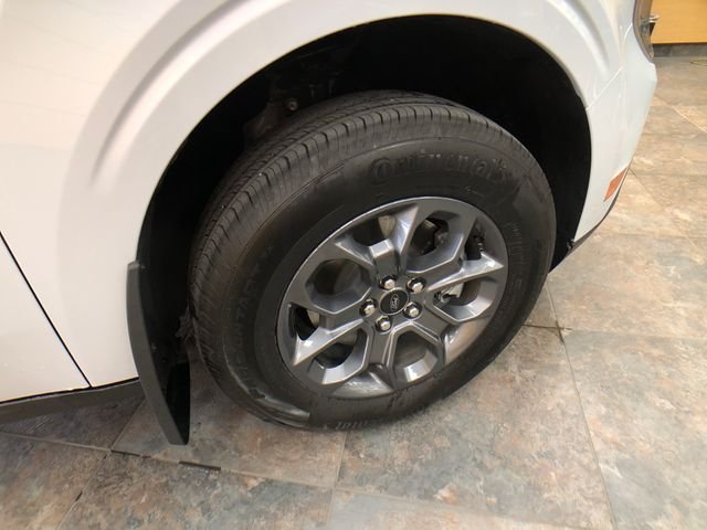 New 2026 Space White Metallic Ford XLT image 9
