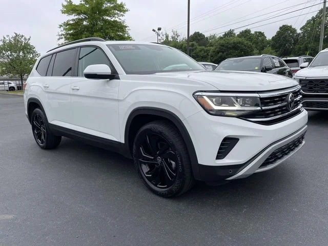 2023 Volkswagen Atlas SE w/Tech