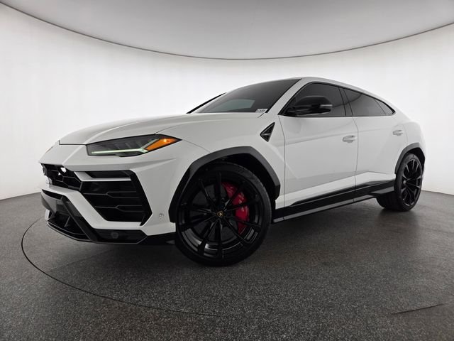 2022 Lamborghini Urus Base