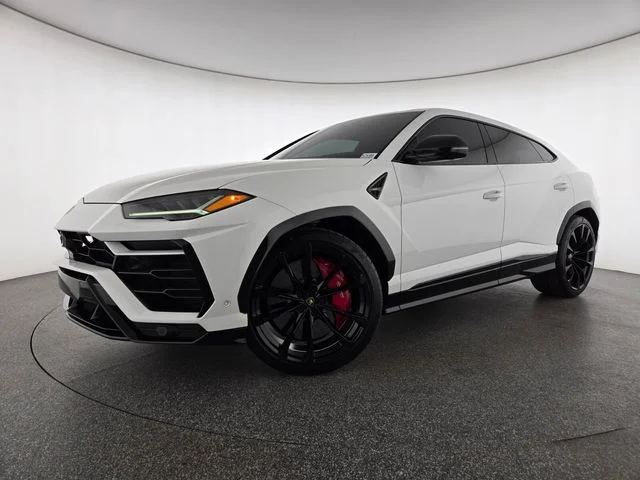2022 Lamborghini Urus 4.0 V8's photo