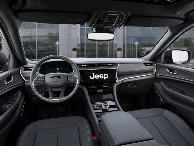 New 2026 Bright White Clear-Coat Exterior Paint Jeep Limited Reserve image 14