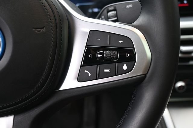 Used 2023 Gray BMW eDrive40 image 2