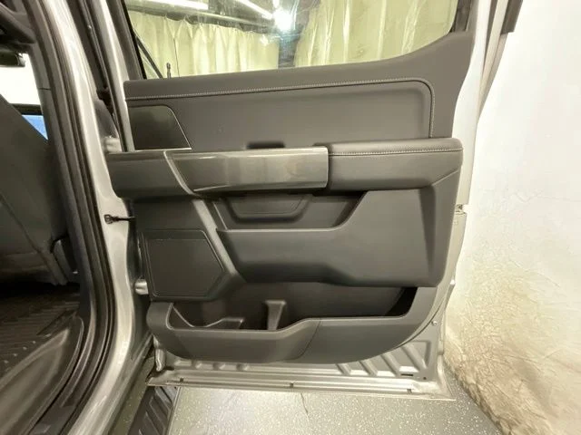 Used 2023 Silver Ford XLT image 24
