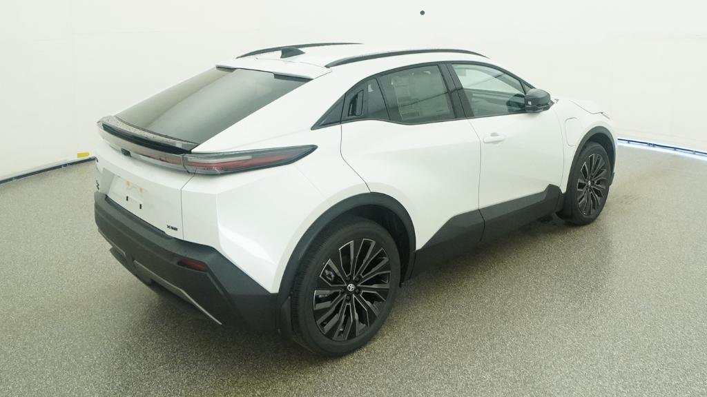 New 2026 Wind Chill Pearl Toyota XSE image 45