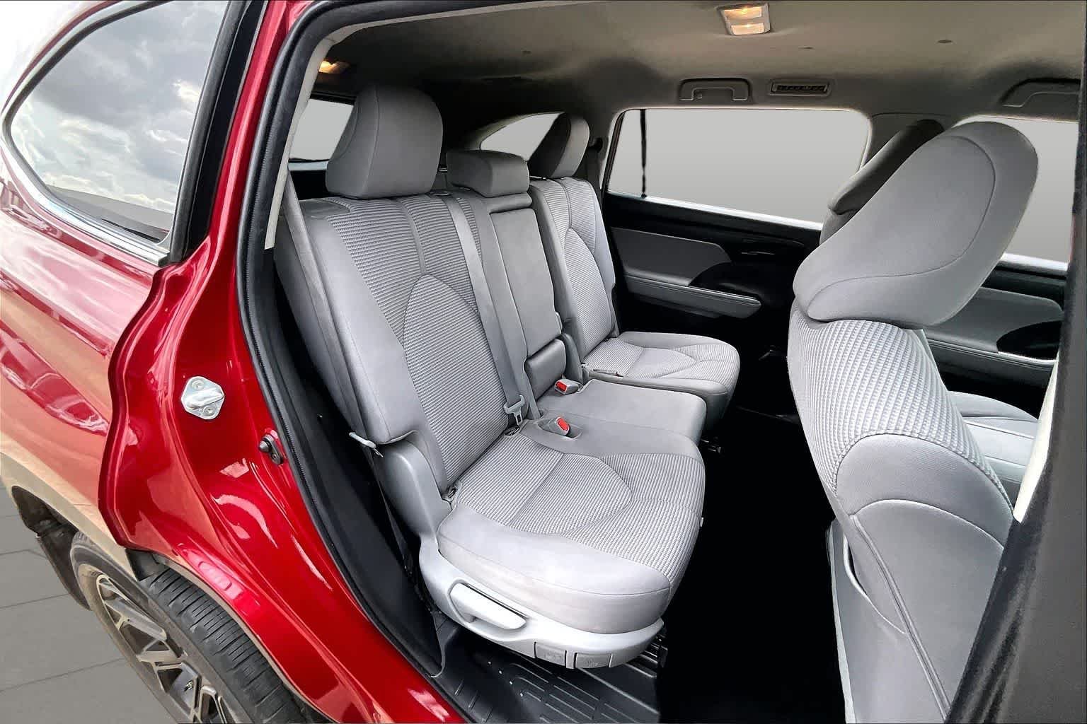 Used 2022 Ruby Flare Pearl Toyota LE image 20