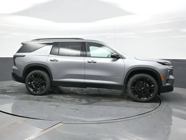 2027 Chevrolet Traverse LT - Photo 8