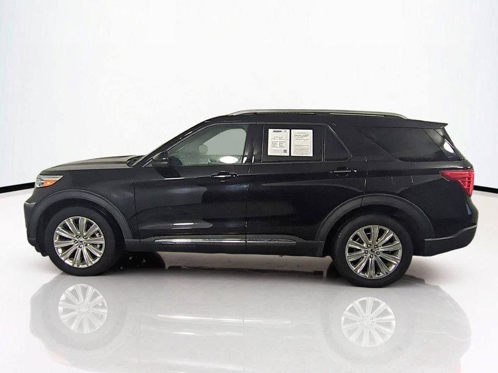 Used 2022 Black Ford Limited image 8
