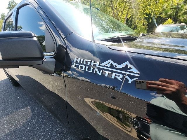 Used 2021 Black Chevrolet High Country image 19