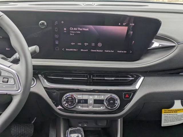 2026 Buick Envista Sport Touring - Photo 18