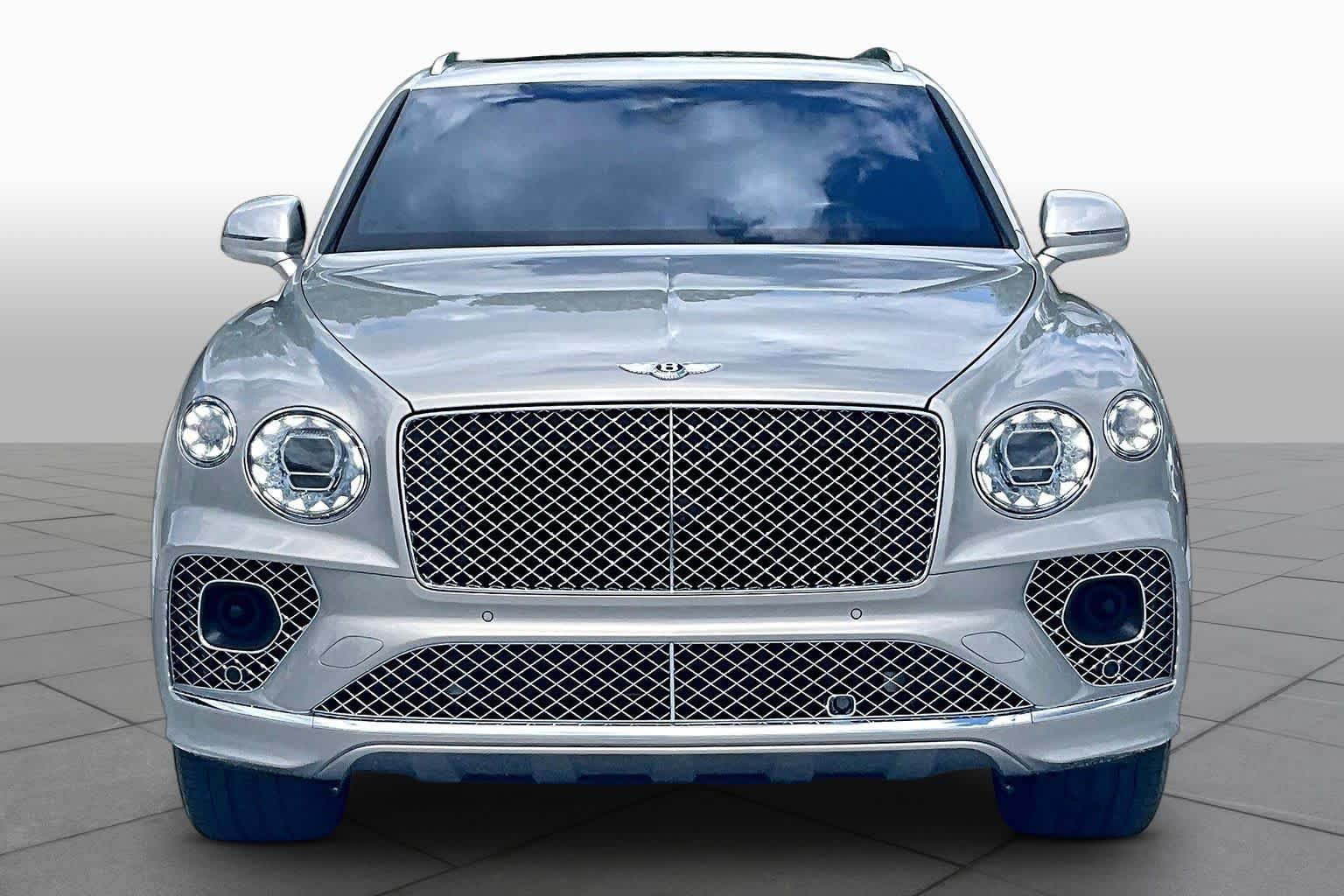 Used 2022 Breeze by Mulliner Bentley V8 image 4