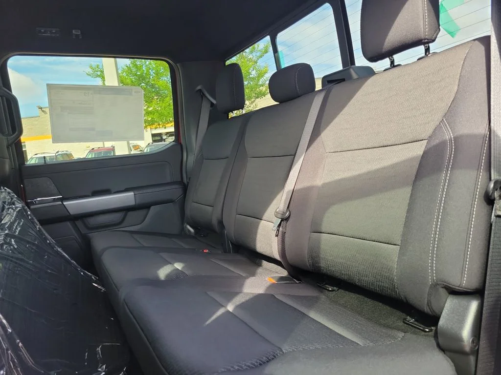 New 2026 Ruby Red Metallic Tinted Clearcoat Ford XLT image 10